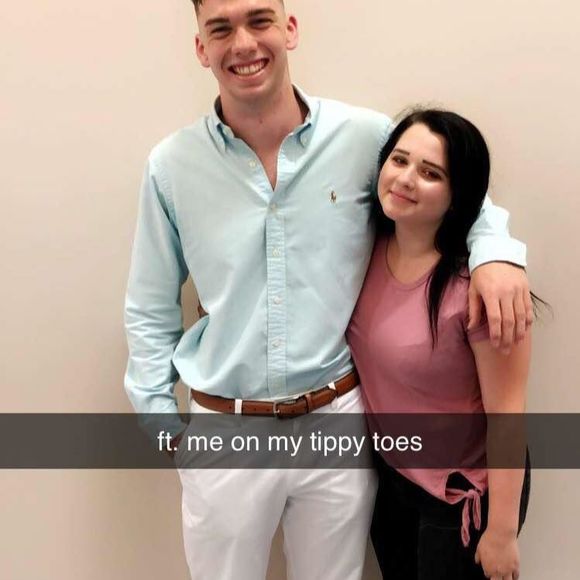 Meet your Posher, Gabriella - Picture 1 of 1